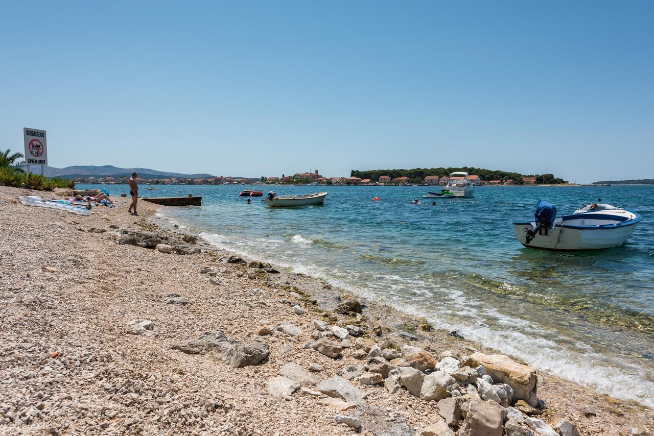 Villa Adriatica Brodarica  Luaran gambar